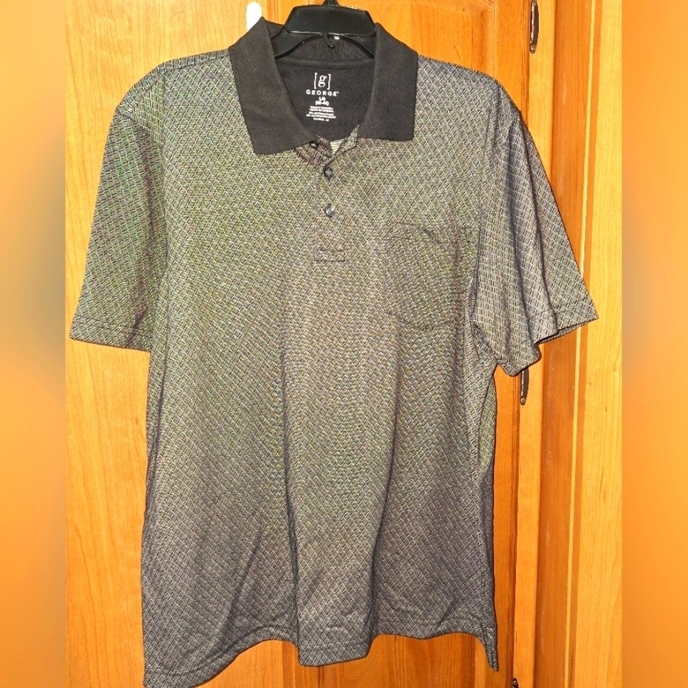 A George men's Polo in a size large. It's pre-loved in excellent condition.